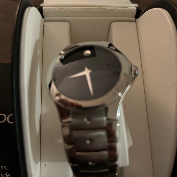 MOVADO SE Gents watch - Picture 3 of 12